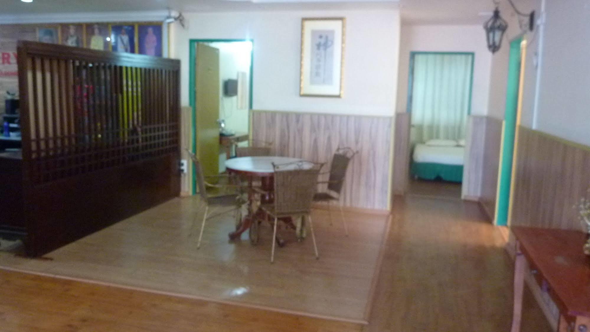 7 Hung Hung Inn Κότα Κιναμπαλού Εξωτερικό φωτογραφία